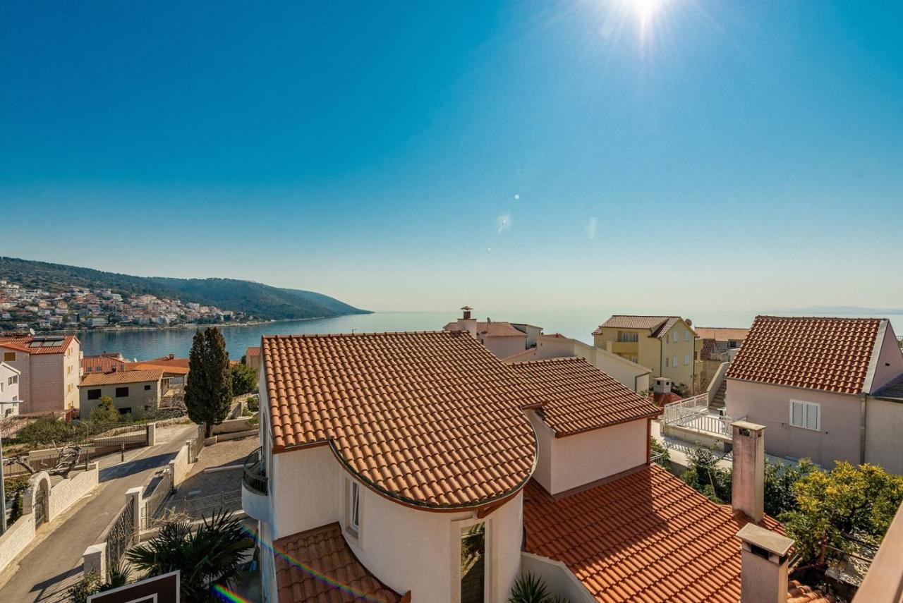 Apartments Protega Trogir Exterior photo