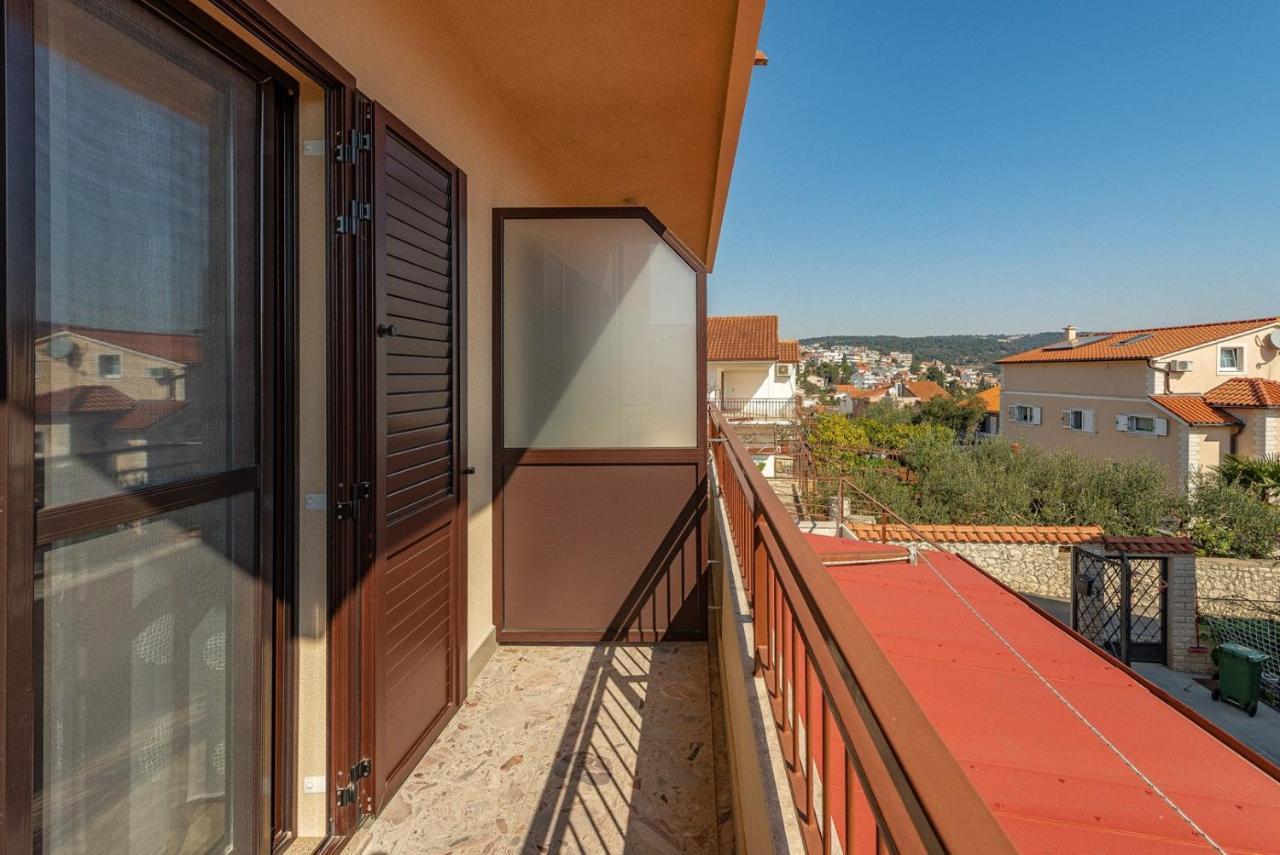 Apartments Protega Trogir Exterior photo